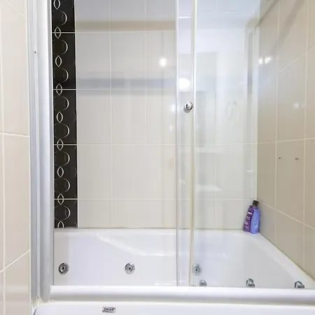Апартаменты Duplex With Balcony 5 Min To Konyaalti